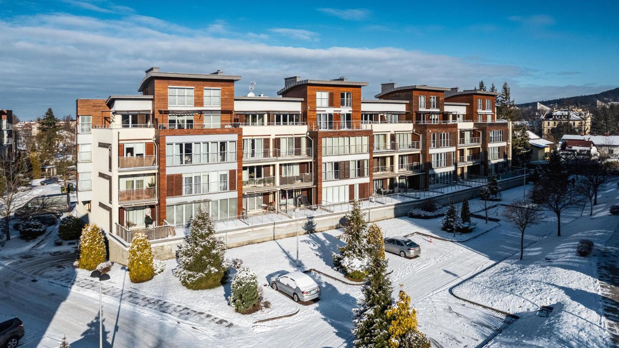 Apartamenty Sun & Snow Zeta Park Ustroń Exteriör bild